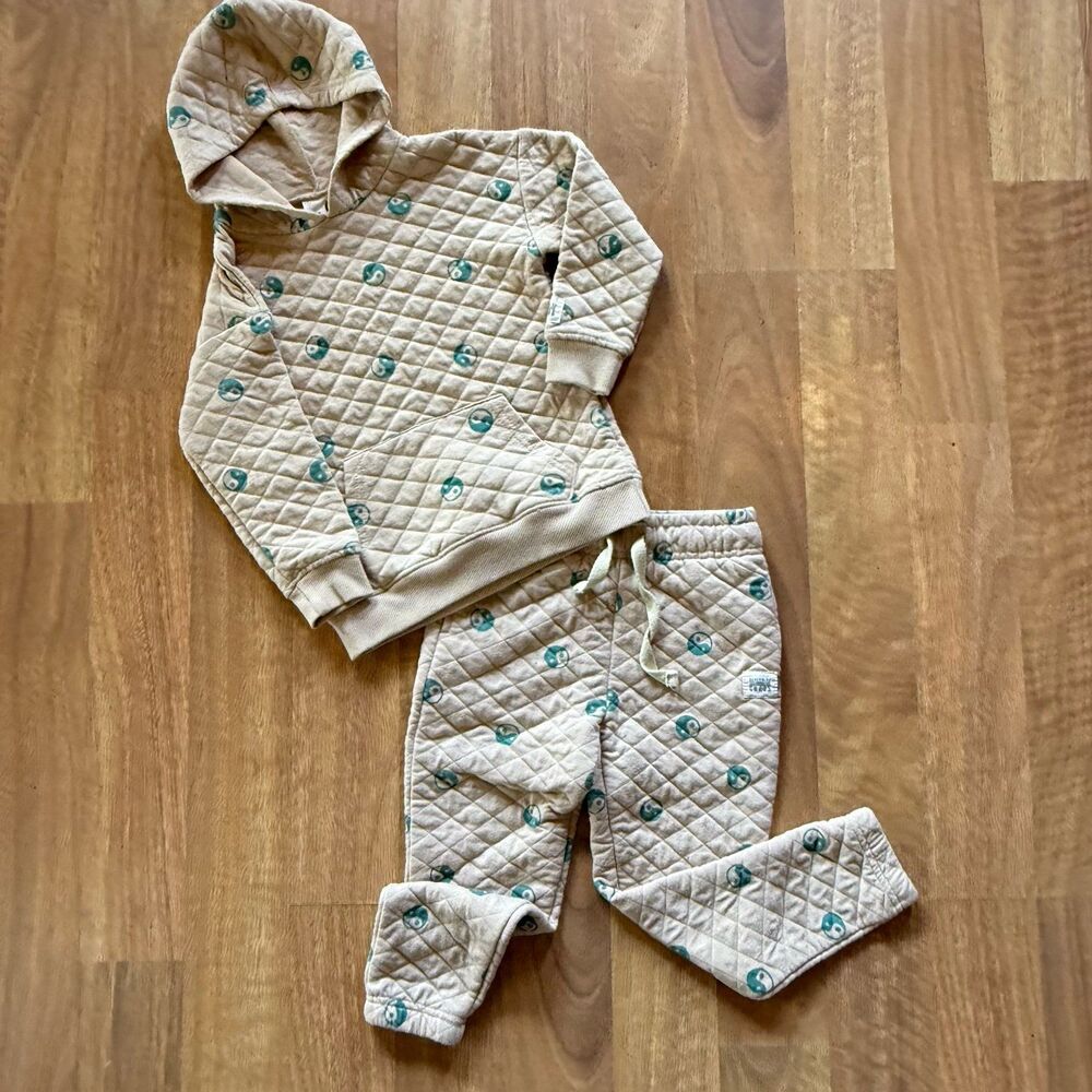 COTTON ON Ying Yang quilted lounge set